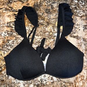 Ruffle Wide Strap padded and lift Swimwear Swim top size small